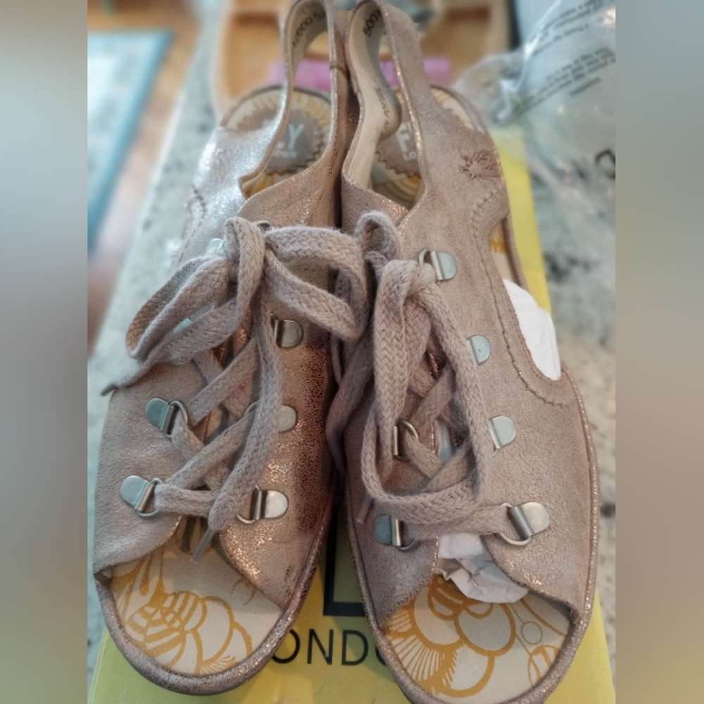 Fly London Luna Sandal